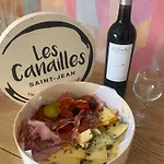 Minimalist Independant Au Calme * Commentry